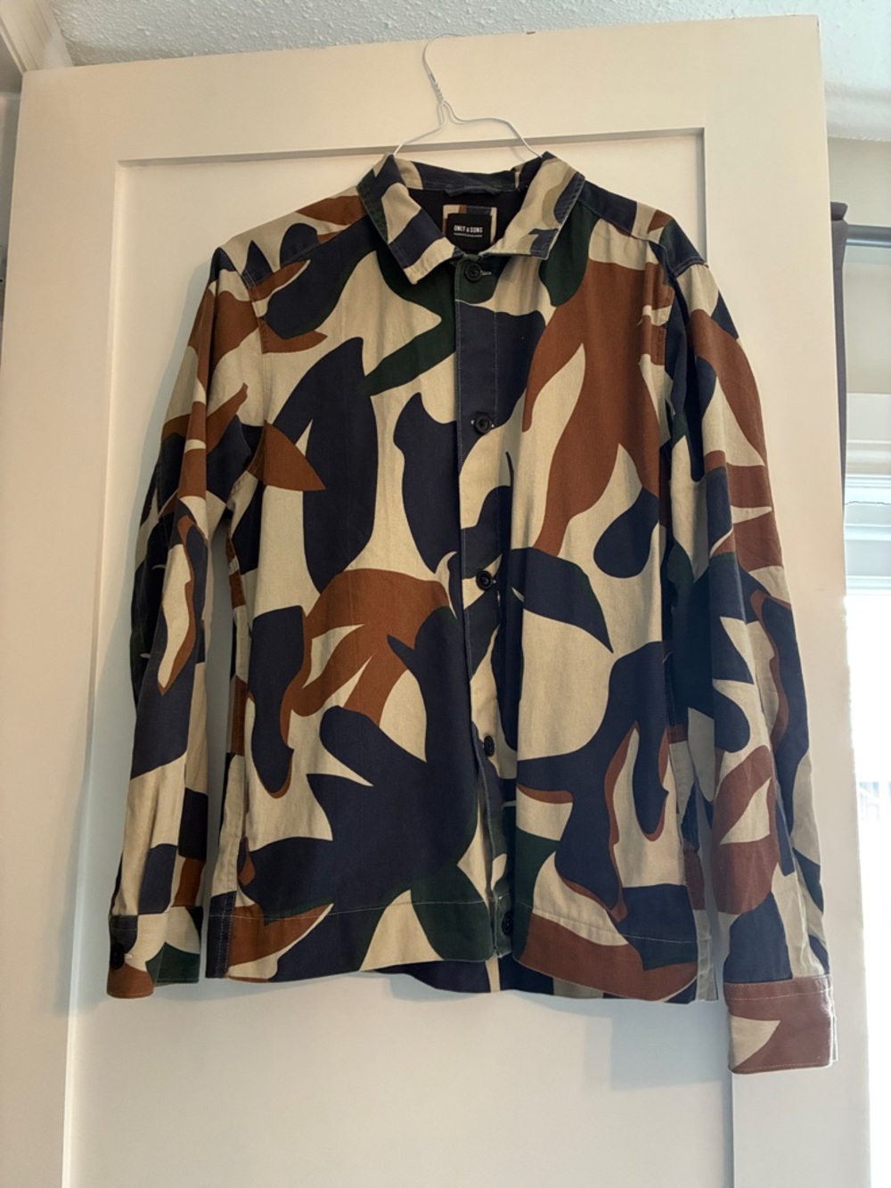 Only and Sons Camouflage Button-Front Jacket in Multi Brown/Green Size Large